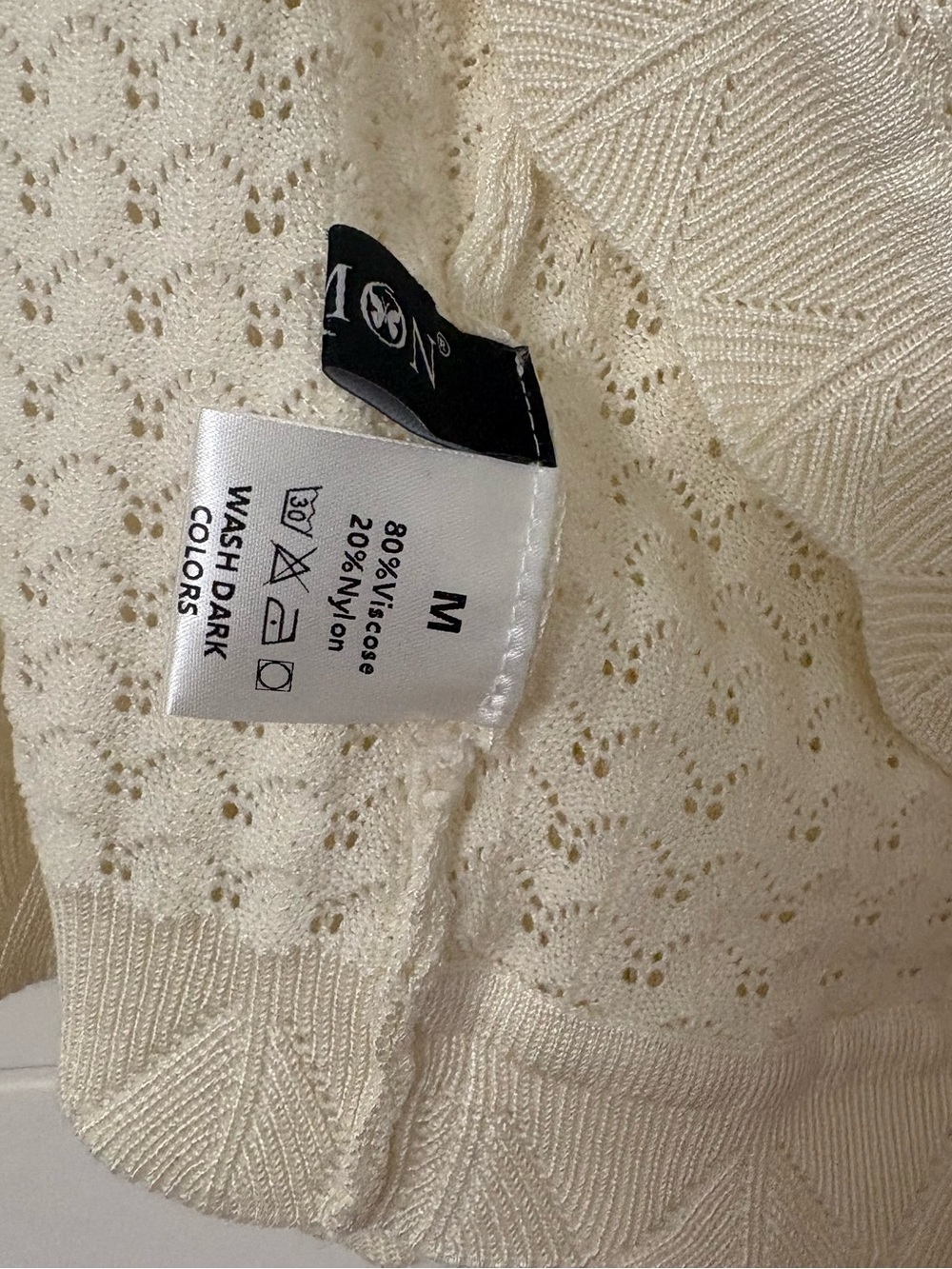 Scallop-Edge Cream Knit Cropped Cardigan - Picture 3 of 5